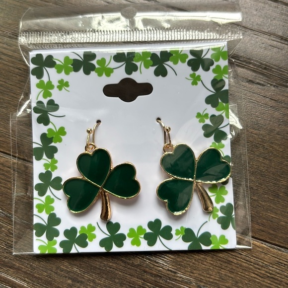 Irish Lucky clover/shamrock fishhook Earrings, St. Patrick’s Day, gold/green - Picture 2 of 3